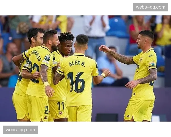 人物聚焦:比利亚雷亚尔小将巴埃纳,以场均4.1次夺回球权领跑联赛U21球员。 人物聚焦:比利亚雷亚尔小将巴埃纳,以场均4.1次夺回球权领跑联赛U21球员。